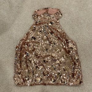 NWT Lulus Rose gold sequin top